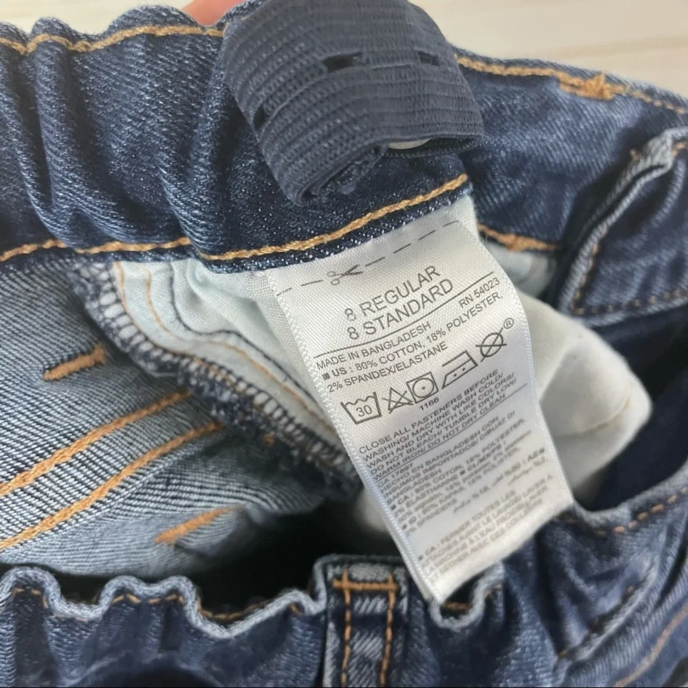 Old Navy Built in Flex Straight leg jeans